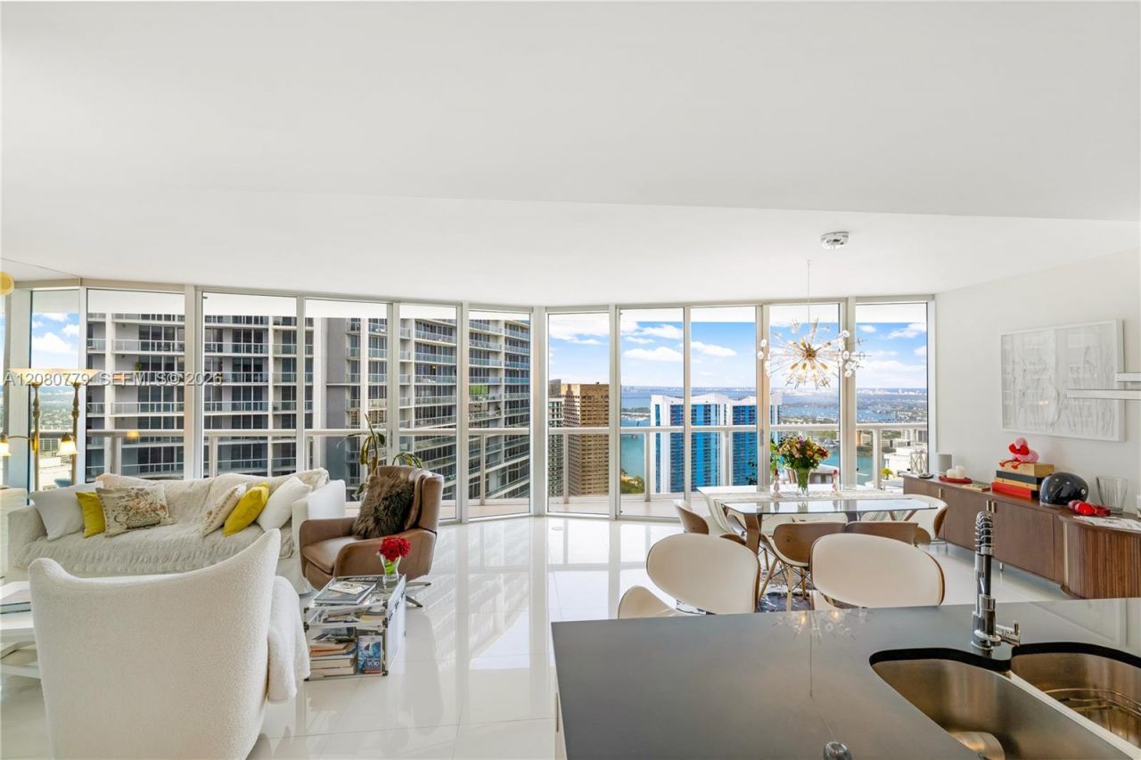 495 Brickell Ave, Unit 4704, Miami, FL 33131 Photo