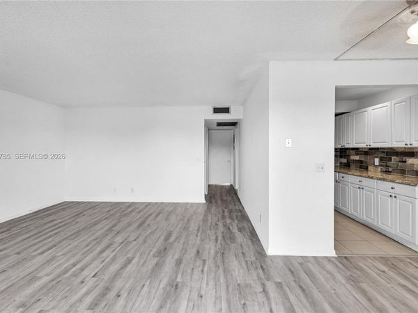 300 SW 134th Way , Unit 413E, Pembroke Pines, FL 33027