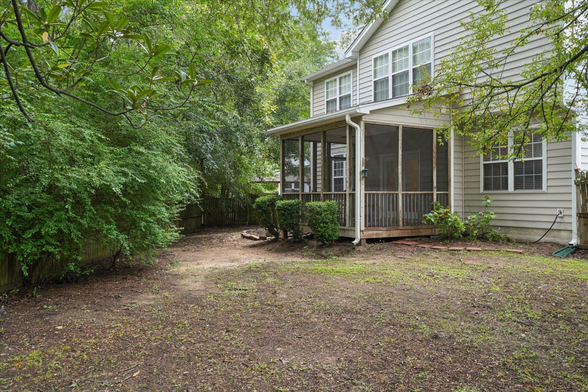 1880 Oleander Court Photo 40