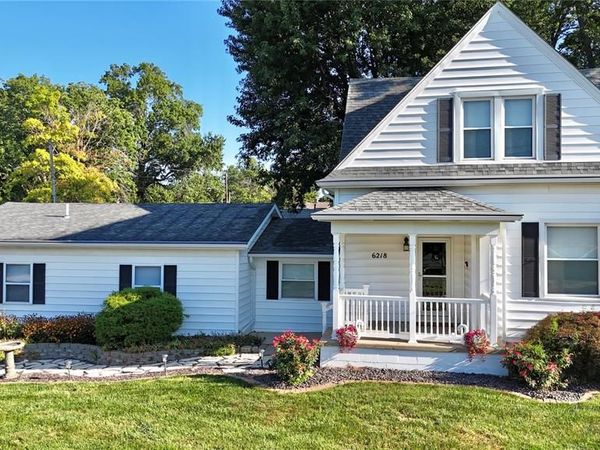 6218 W Main Street , Maryville, IL 62062