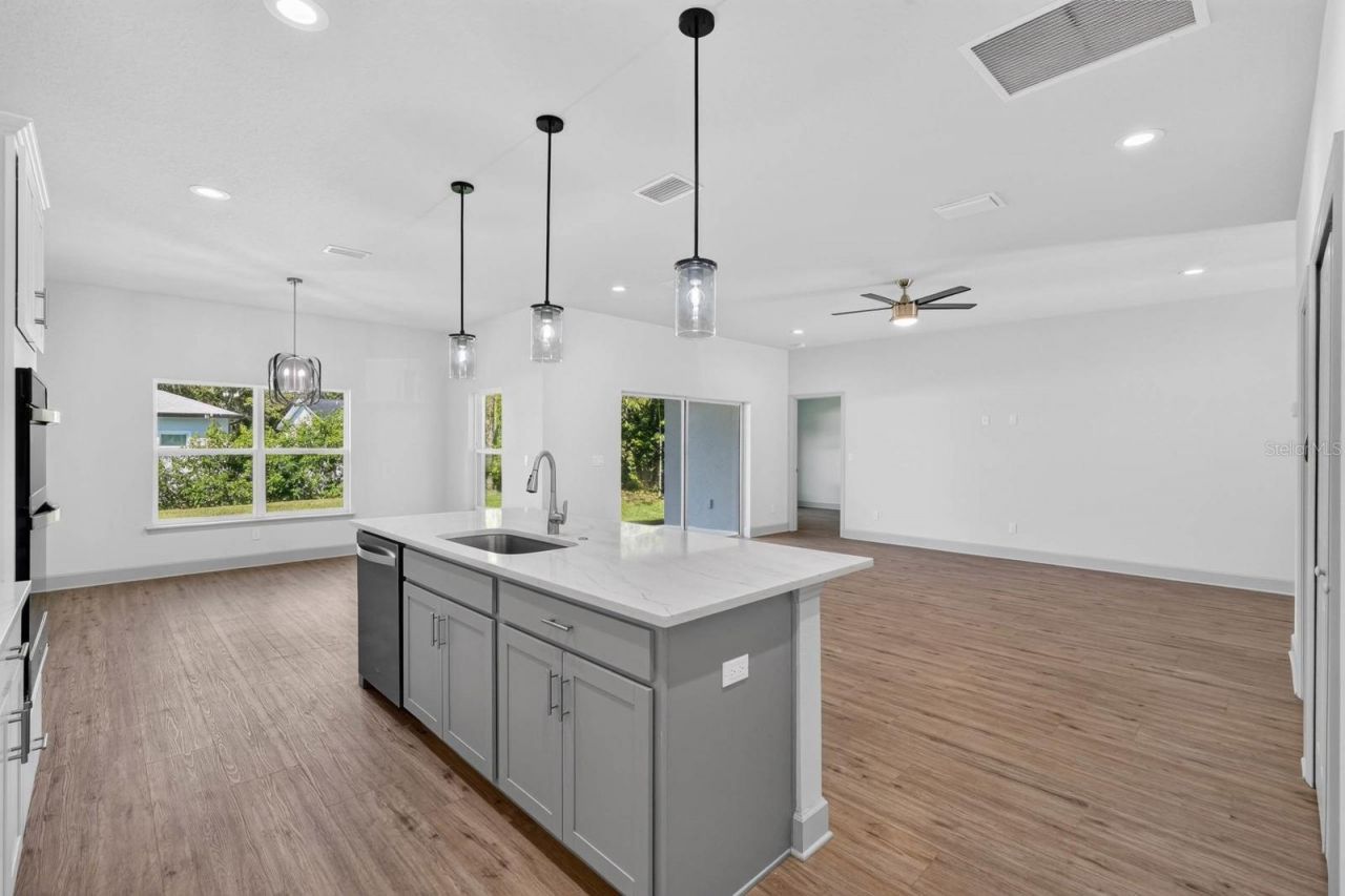 362 Oliver Drive, New Smyrna Beach, FL 32168 Photo