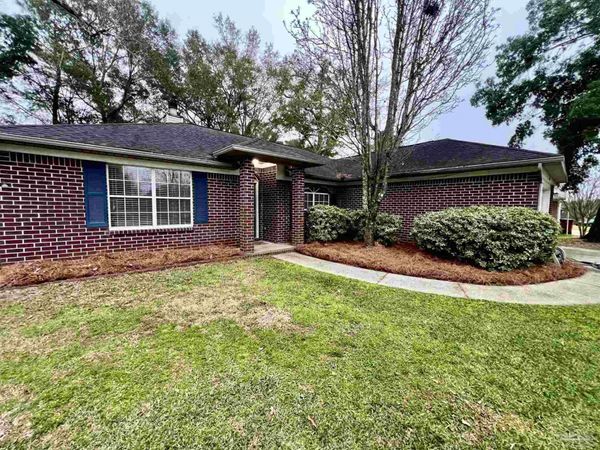 4316 Bayou Ridge Dr, Pace, FL 32571
