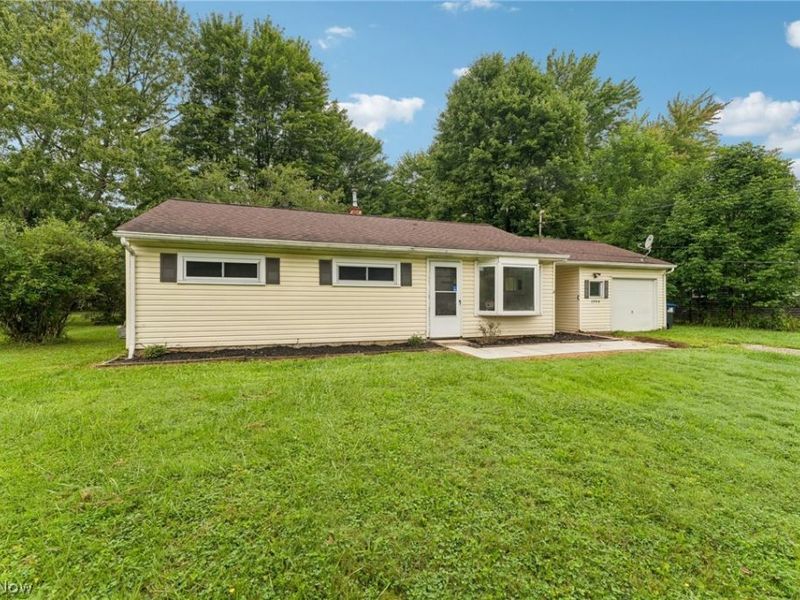 1994 Pinewood Drive , Brunswick, OH 44212 Photo 9