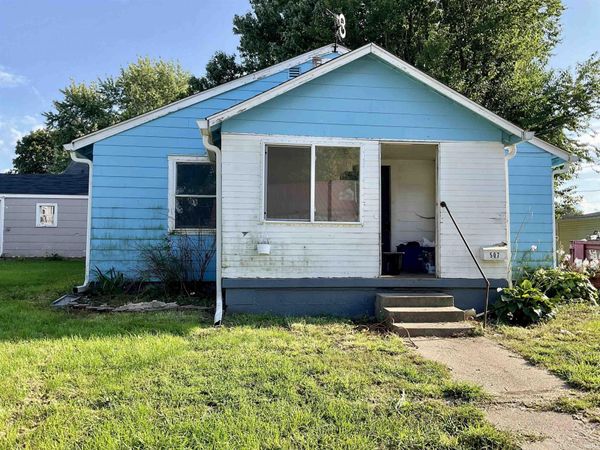 507 E McClurg Street, Frankfort, IN 46041