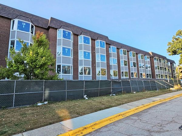 200 Thames Parkway , Unit 1K, Park Ridge, IL 60068