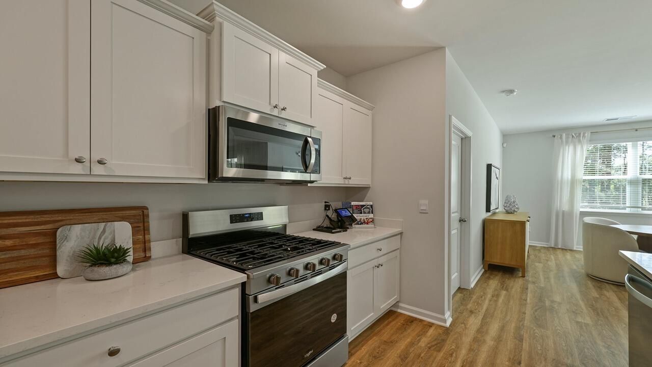 1018 Mountaintop Way Photo 11