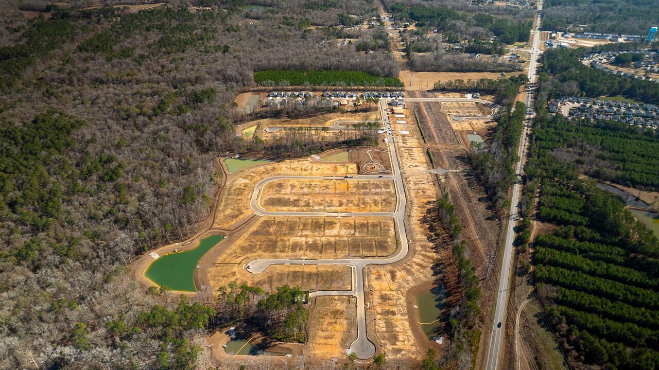1018 Mountaintop Way Photo 29