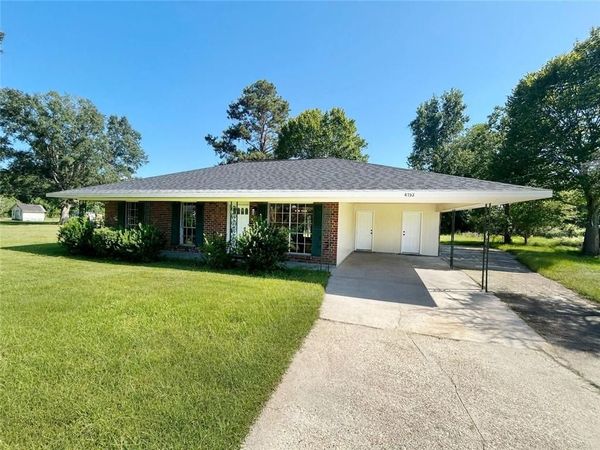 4153 SHAFFETT Lane, Zachary, LA 70791