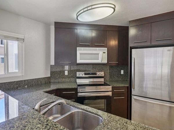 7565 Charmant Dr, Unit 505, San Diego, CA 92122