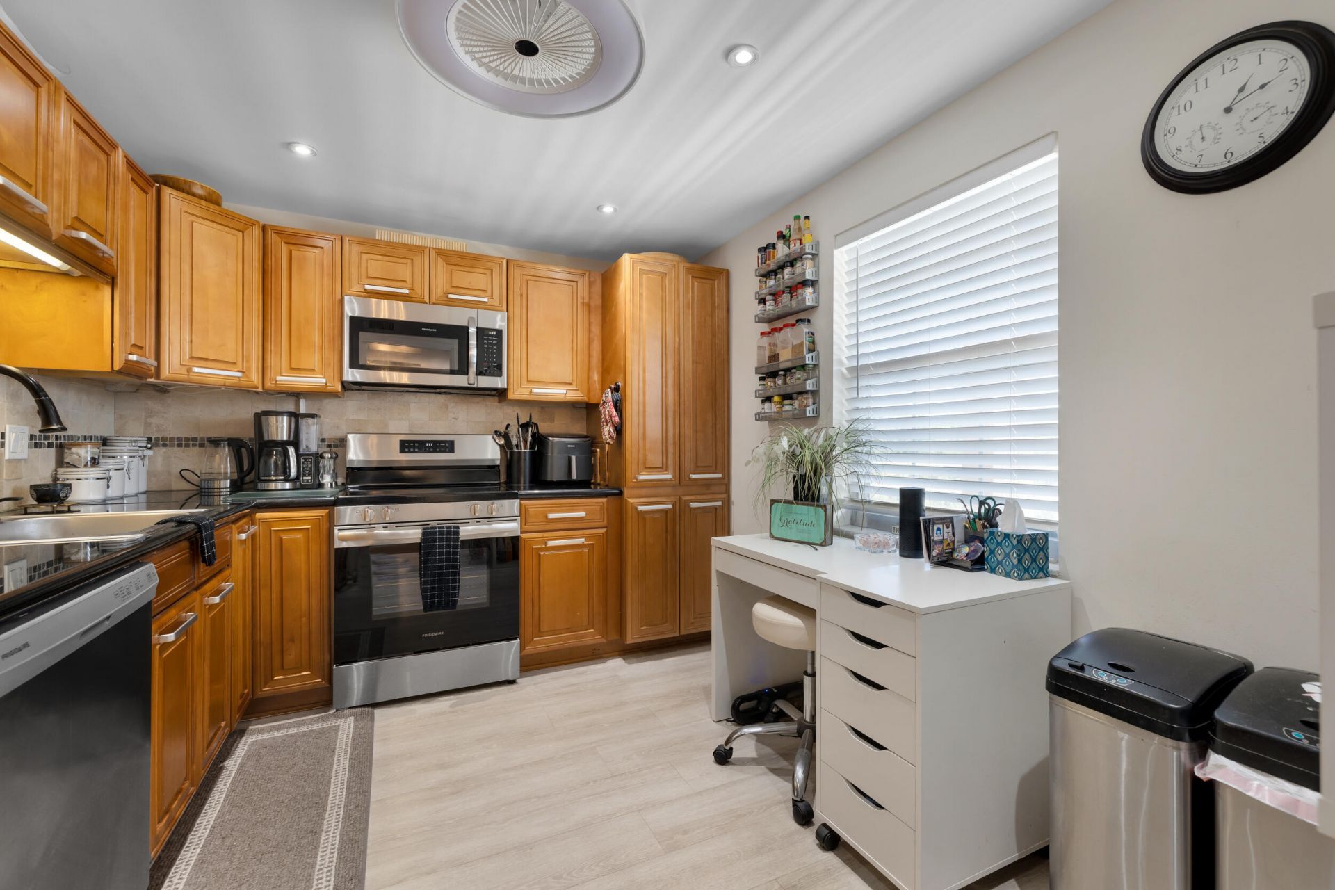3960 Oaks Clubhouse Drive, Unit 504, Pompano Beach, FL 33069 Photo