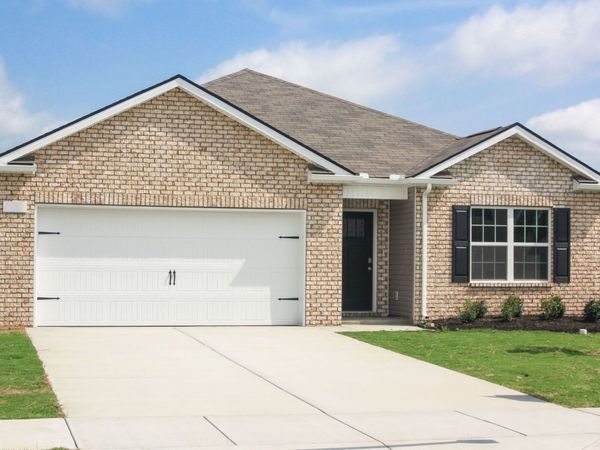 1750 Savannah Pass , Lewisburg, TN 37091