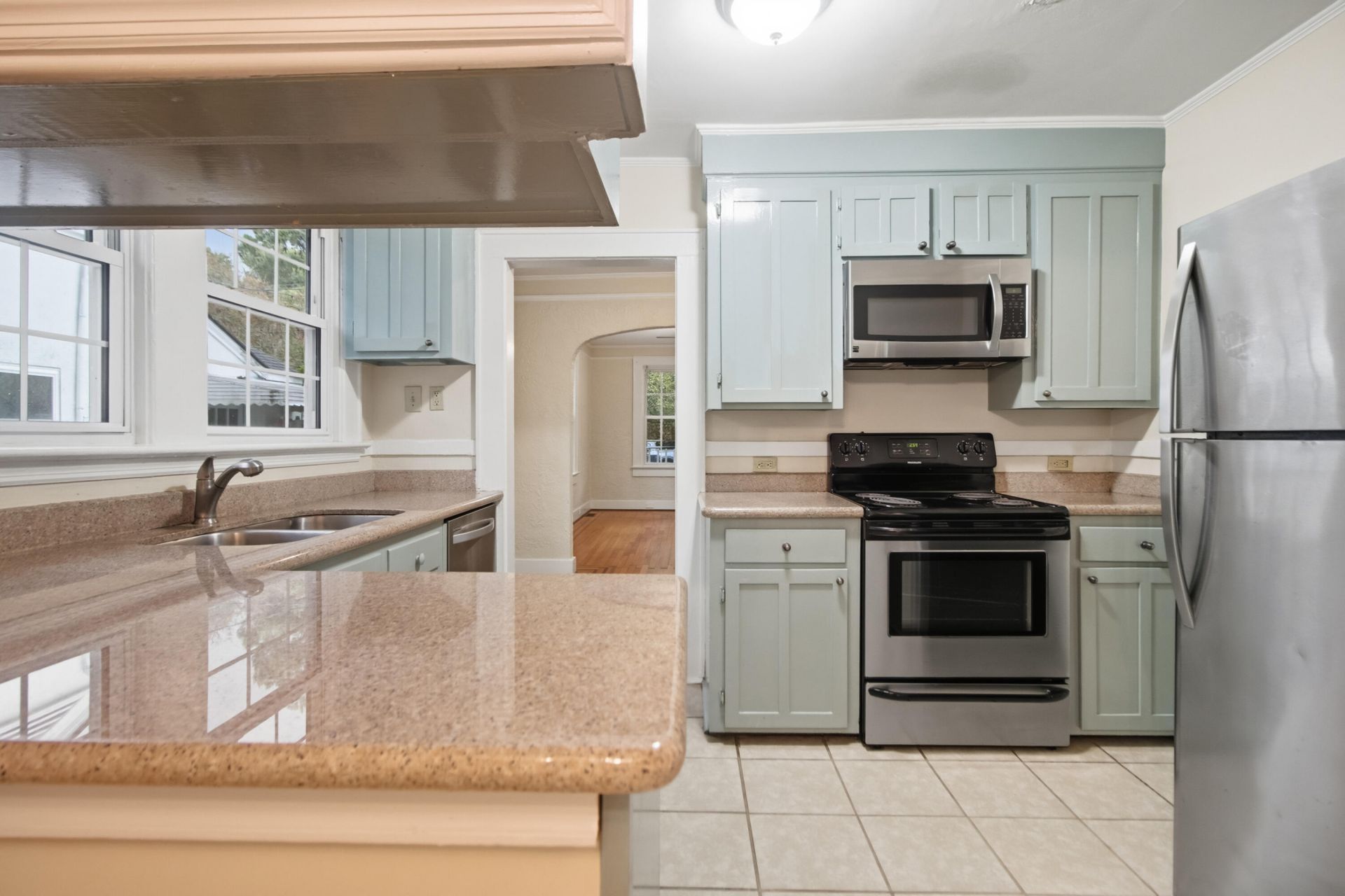 214 Live Oak Avenue Photo 10