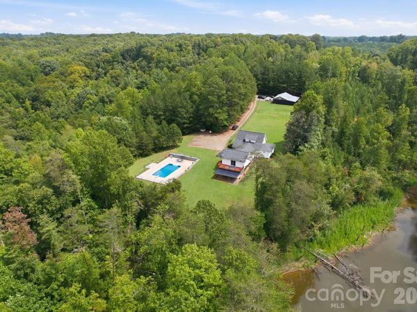 761 Bowles Farm Road, Statesville, NC 28625