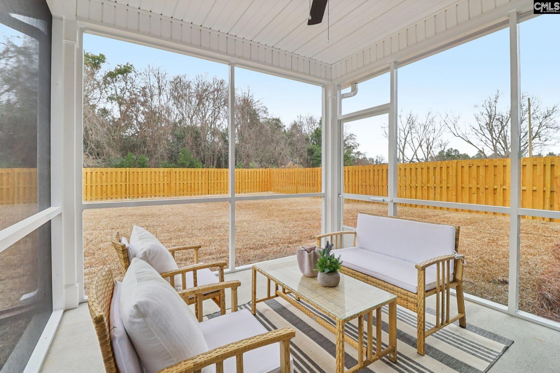 2010 Allan Crest Road  Photo 42