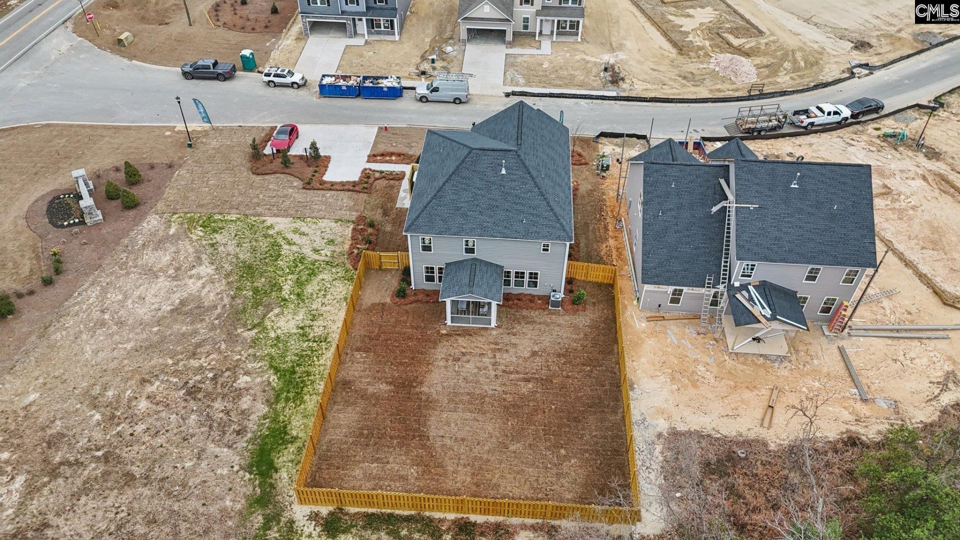 2010 Allan Crest Road  Photo 60