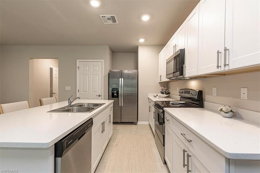 15457 Wildflower Cir, Naples, FL 34119 Photo