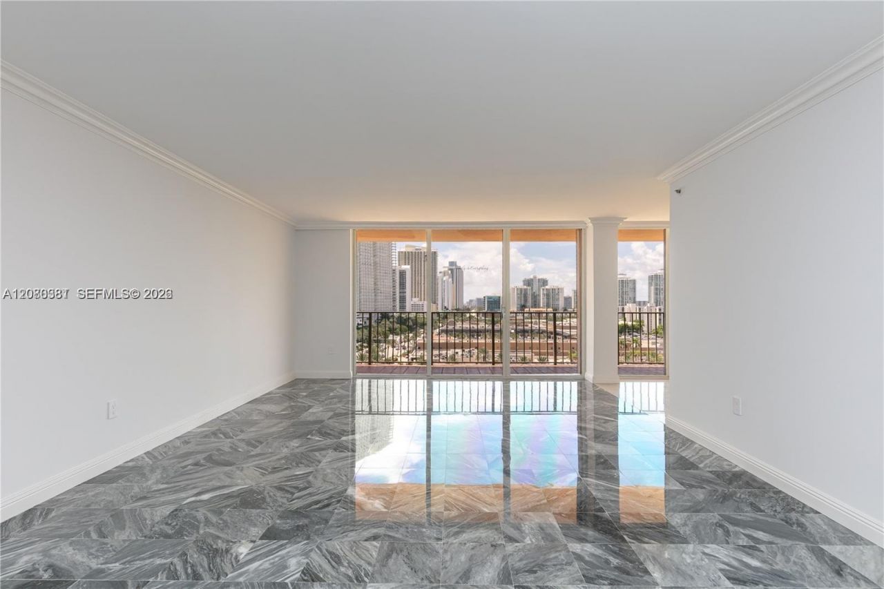210 174th St , Unit 1201, Sunny Isles Beach, FL 33160 Photo