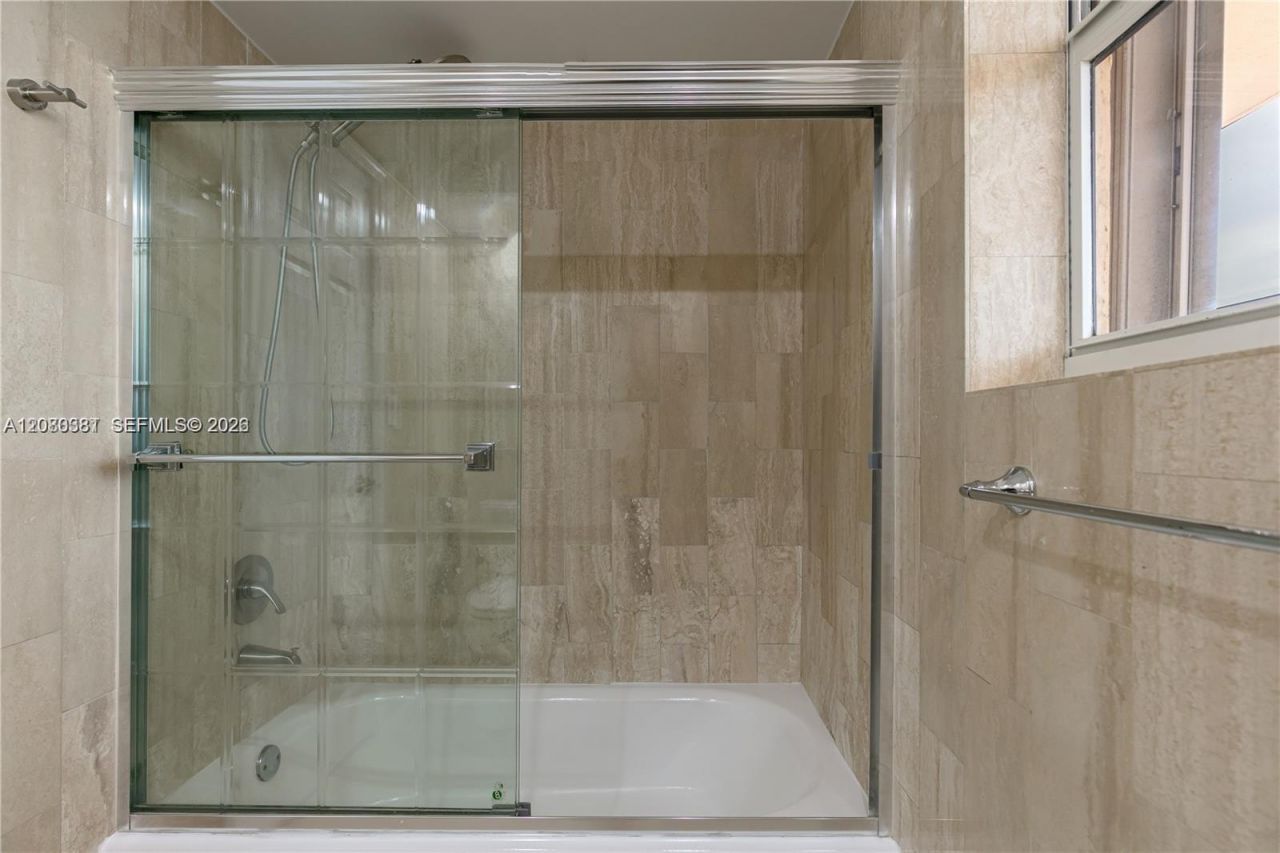 210 174th St , Unit 1201, Sunny Isles Beach, FL 33160 Photo
