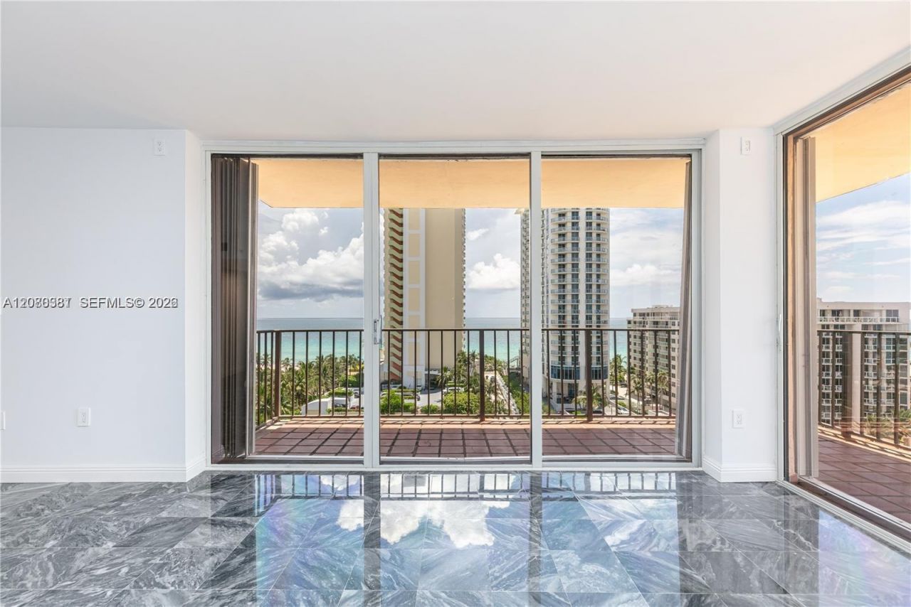 210 174th St , Unit 1201, Sunny Isles Beach, FL 33160 Photo