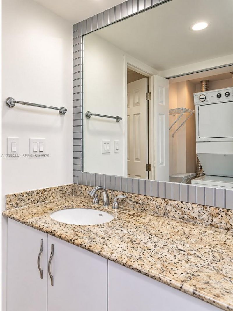 210 174th St, Unit 1201, Sunny Isles Beach, FL 33160 Photo