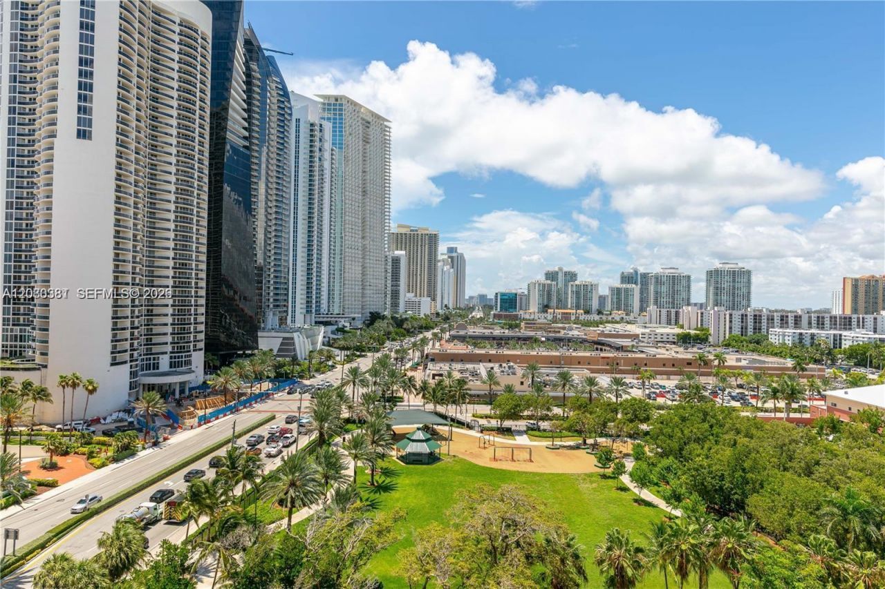210 174th St , Unit 1201, Sunny Isles Beach, FL 33160 Photo