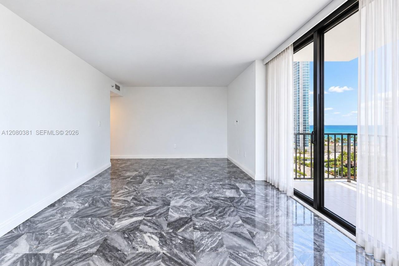 210 174th St, Unit 1201, Sunny Isles Beach, FL 33160 Photo
