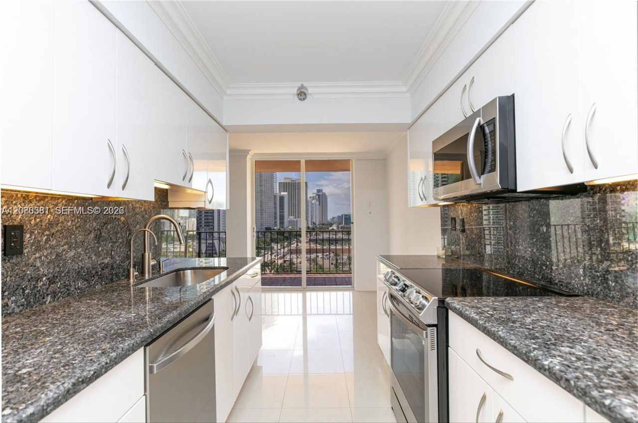 210 174th St , Unit 1201, Sunny Isles Beach, FL 33160 Photo