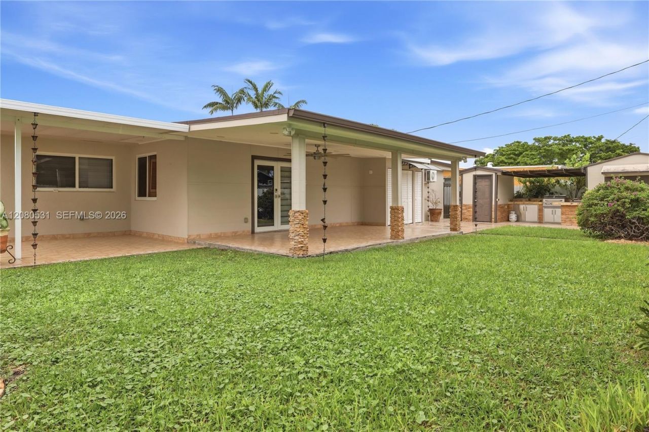 5505 W 14th Ln, Hialeah, FL 33012 Photo