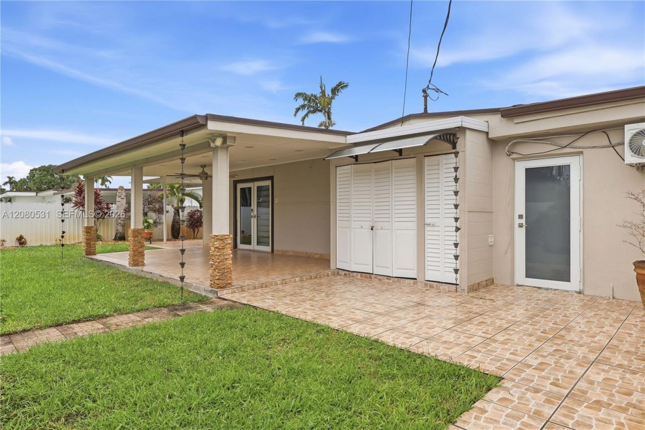 5505 W 14th Ln, Hialeah, FL 33012 Photo