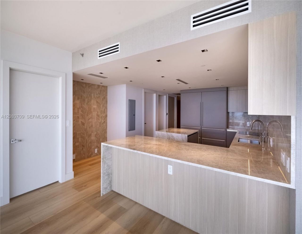 465 Brickell Ave, Unit PH5701, Miami, FL 33131 Photo