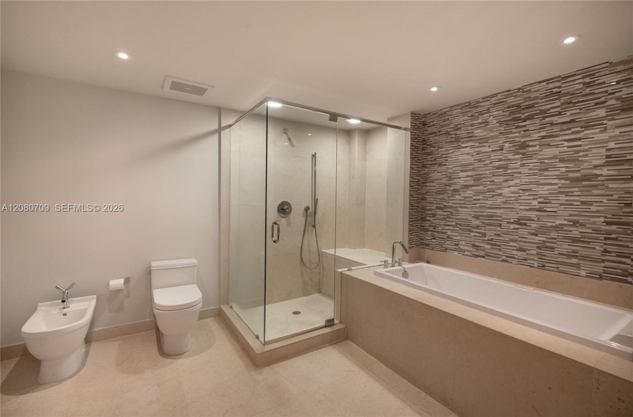465 Brickell Ave, Unit PH5701, Miami, FL 33131 Photo