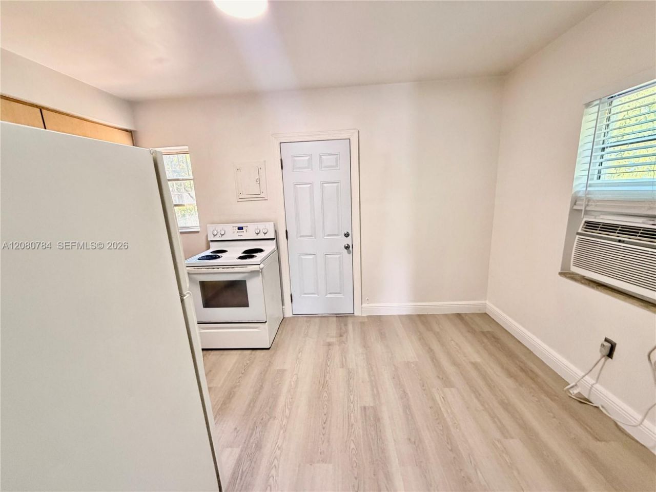 3790 SW 27th St, Unit 3790, Miami, FL 33134 Photo