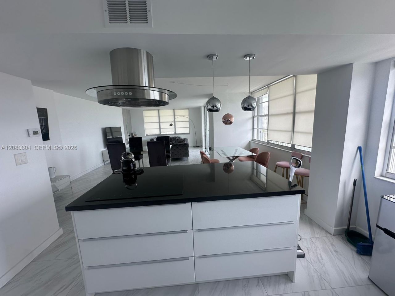 2801 NE 183rd St , Unit 1016W, Aventura, FL 33160 Photo