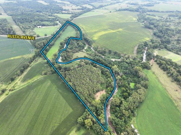 280th Trail , Peru, IA 50222