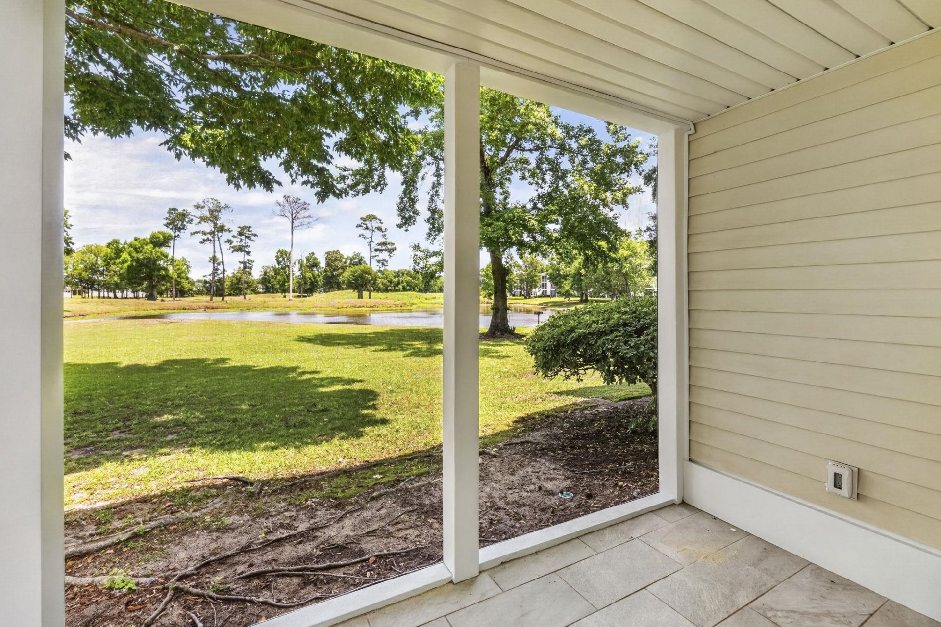 541 White River Dr.  Photo 33