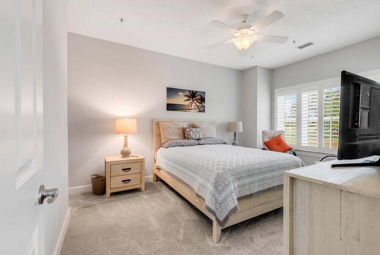 4819 Orchid Way  Photo 19