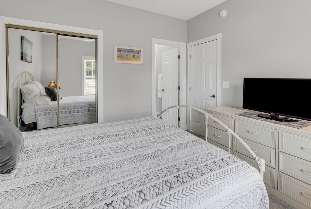 4819 Orchid Way  Photo 23