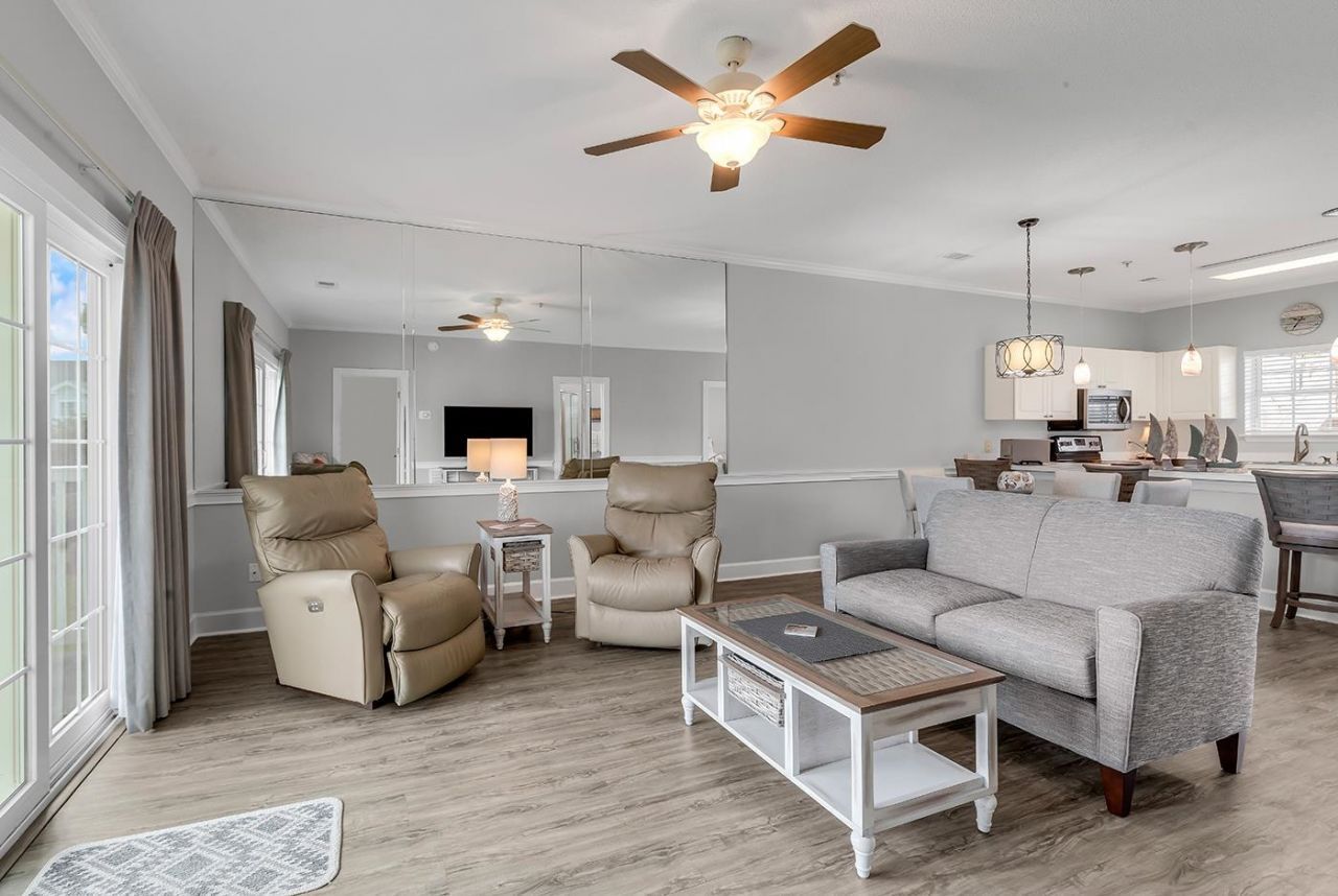 4819 Orchid Way  Photo 6