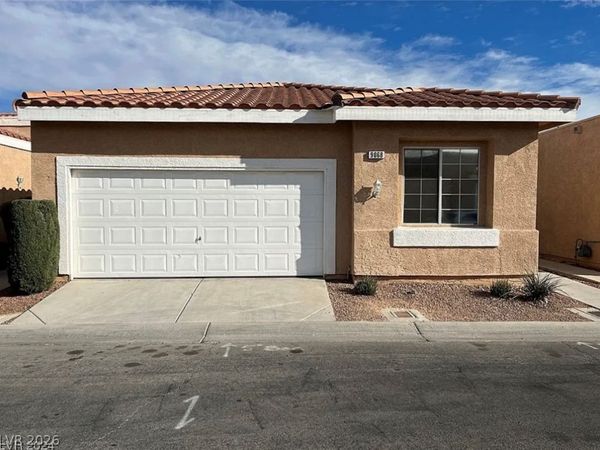 9068 Kimo Street , Las Vegas, NV 89123