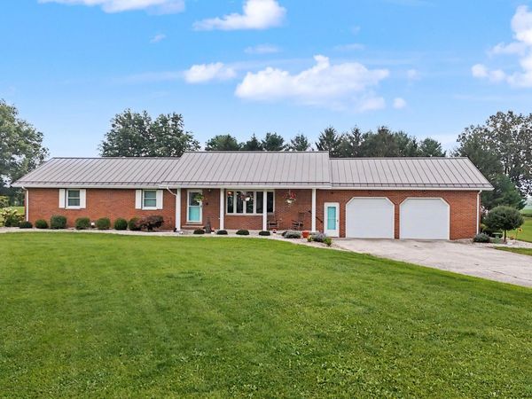 2685 Albright Road , Bucyrus, OH 44820