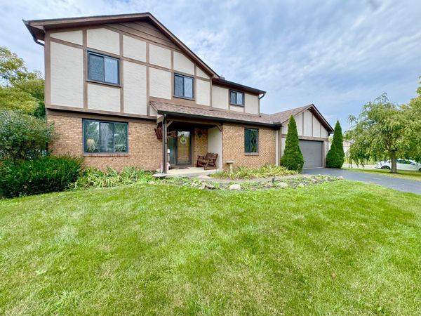 3474 Watergrass Hill Drive , Columbus, OH 43221