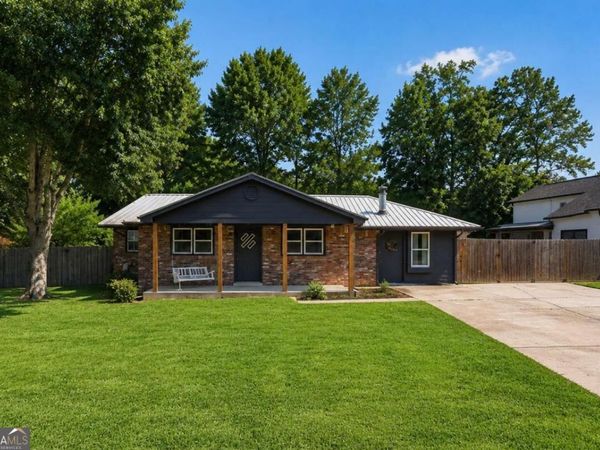 211 Brooke Drive, Alpharetta, GA 30009