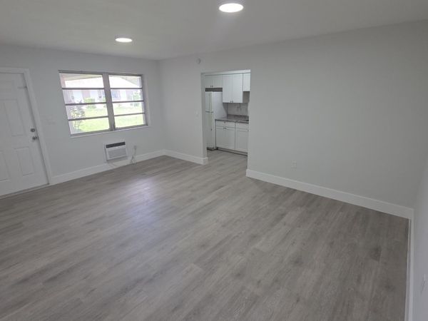 7612 PEMBROKE Road, Unit C, Miramar, FL 33023