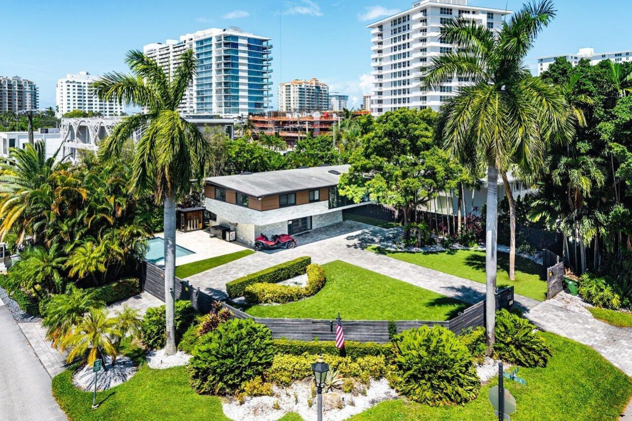 2601 NE 8th Street, Fort Lauderdale, FL 33304 Photo