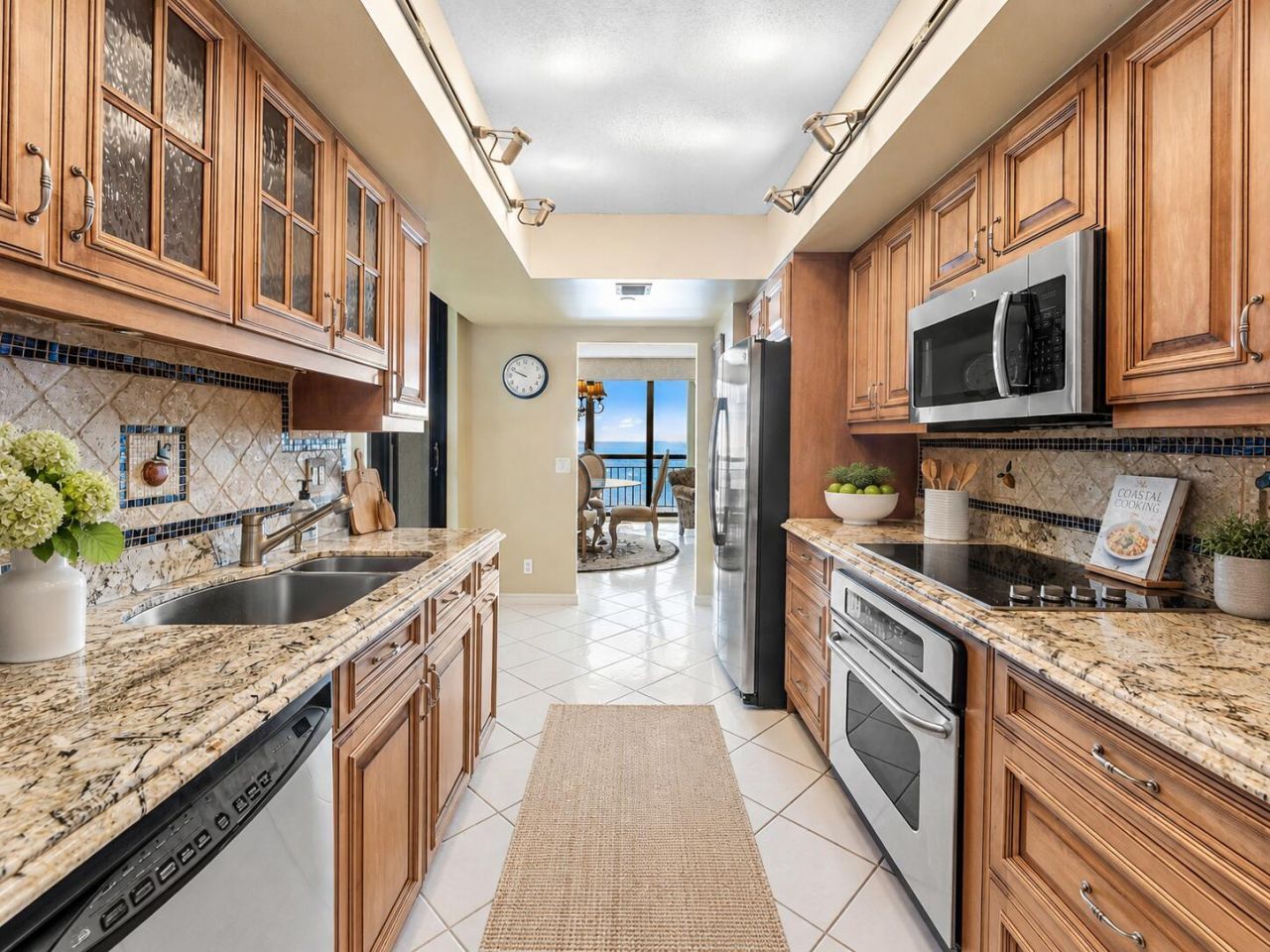 4050 N Ocean Avenue, Unit 401, Singer Island, FL 33404 Photo