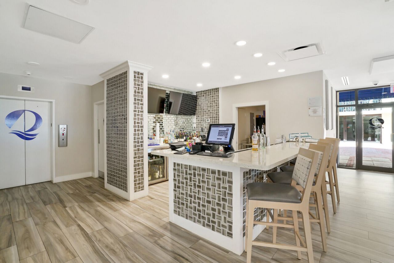 4050 N Ocean Avenue, Unit 401, Singer Island, FL 33404 Photo
