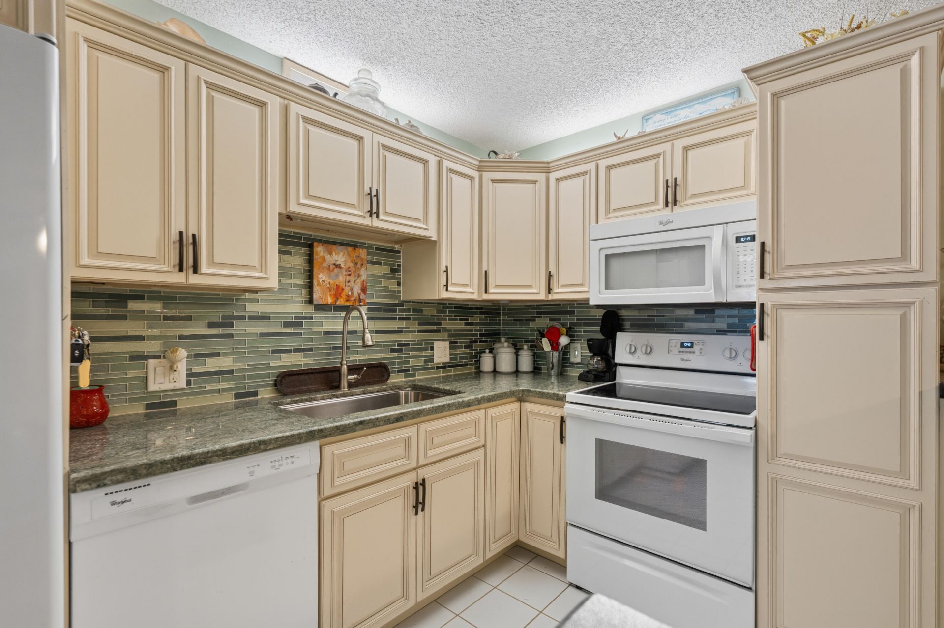 6197 SE Riverboat Drive, Stuart, FL 34997 Photo