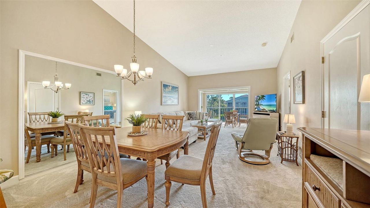 9630 Club South Circle, Unit 6309, Sarasota, FL 34238 Photo
