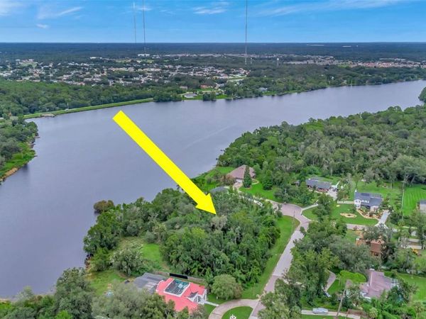 12612 LAKE HILLS DRIVE , RIVERVIEW, FL 33569