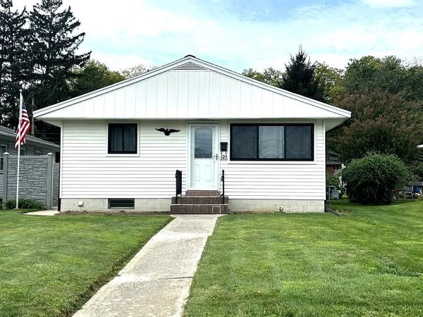 522 MOUL AVENUE , HANOVER, PA 17331